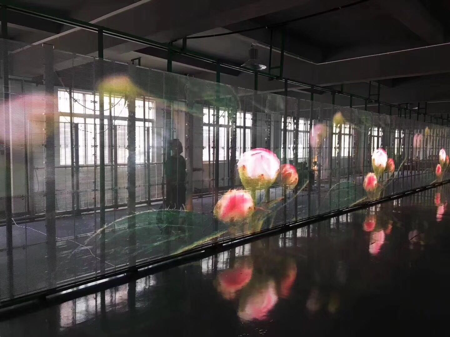 如何判斷一個(gè)LED透明屏廠家是否靠譜？